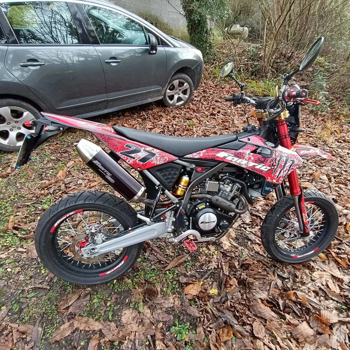 Fantic Motor Motard 125 M Performance 4t (2019) (4)