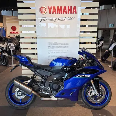 Yamaha YZF R9 (2025 - 26) usata
