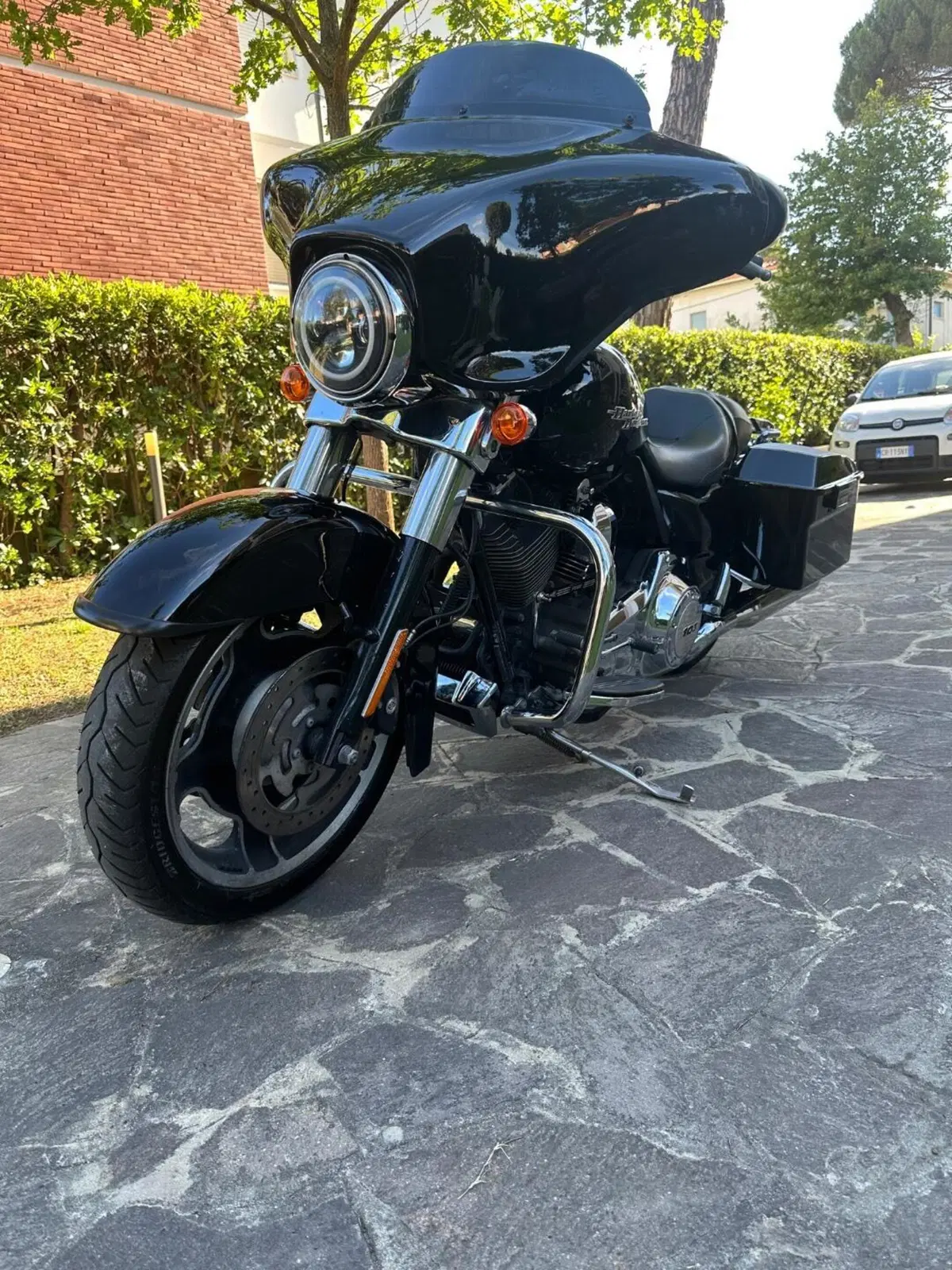 Harley-Davidson 1690 Street Glide (2011 - 13) - FLHX