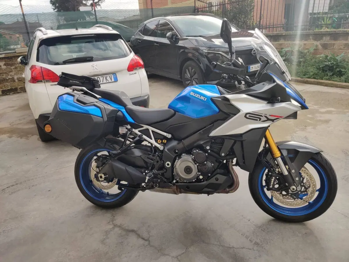 Suzuki GSX-S1000GX Touring (2024 - 26) (2)