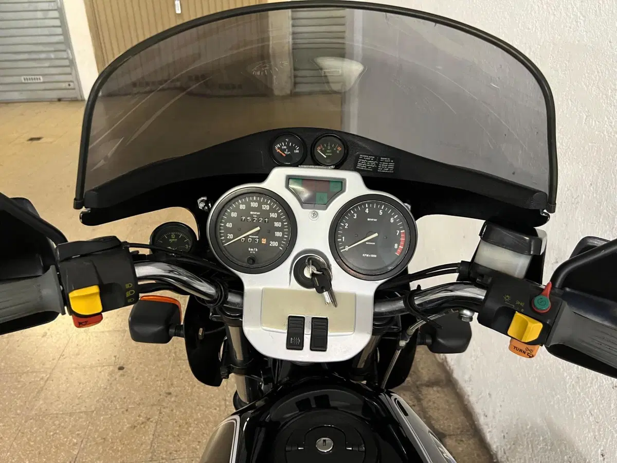 Bmw R 100 r (3)