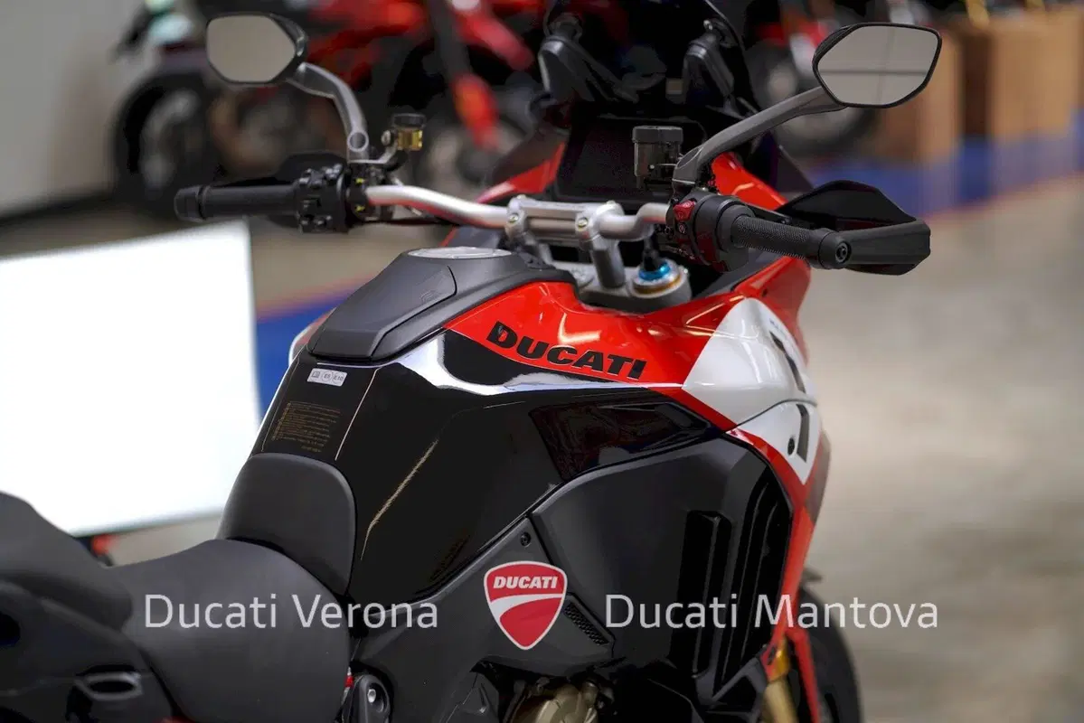 Ducati Multistrada V4 Pikes Peak (2021 - 24) (14)