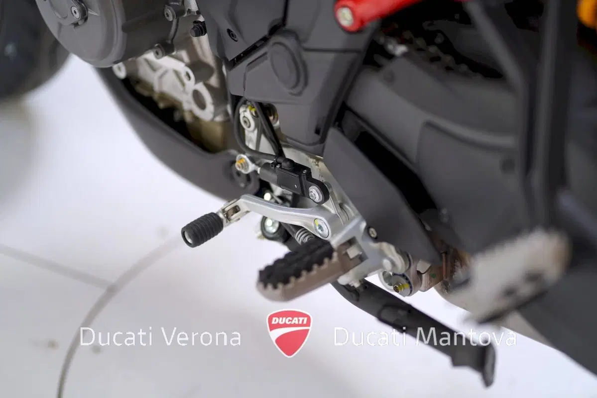 Ducati Multistrada V4 Pikes Peak (2021 - 24) (17)