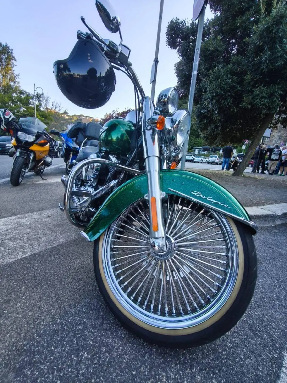 Harley-Davidson 1690 Deluxe ABS (2011 - 16) - FLSTN
