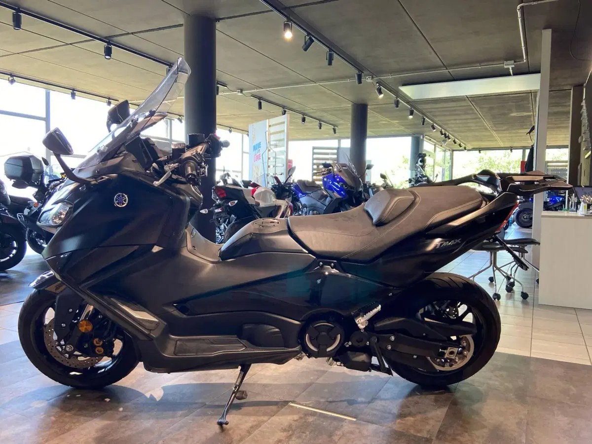 Yamaha T-Max 560 Tech Max (2022 - 24)