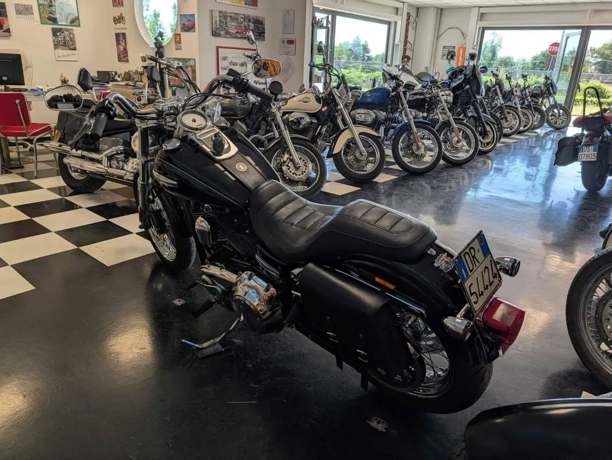 Harley-Davidson 1584 Super Glide Custom (2008 - 13) - FXDC (7)