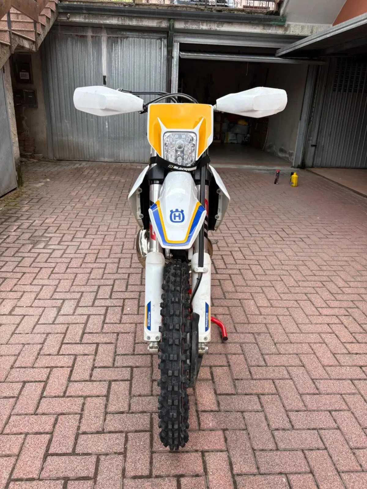 Husqvarna TE 300 Heritage (2023) (6)
