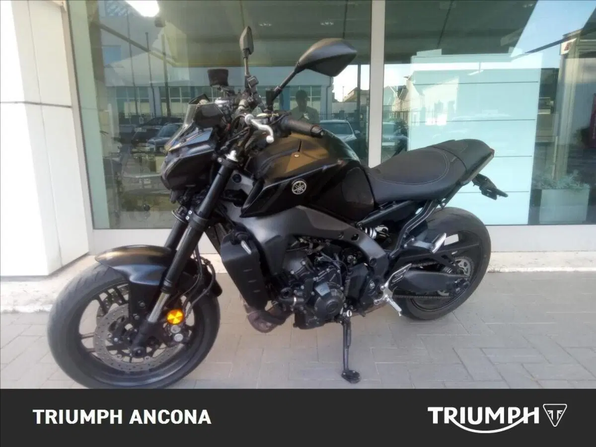 Yamaha MT-09 (2021 - 23) (2)