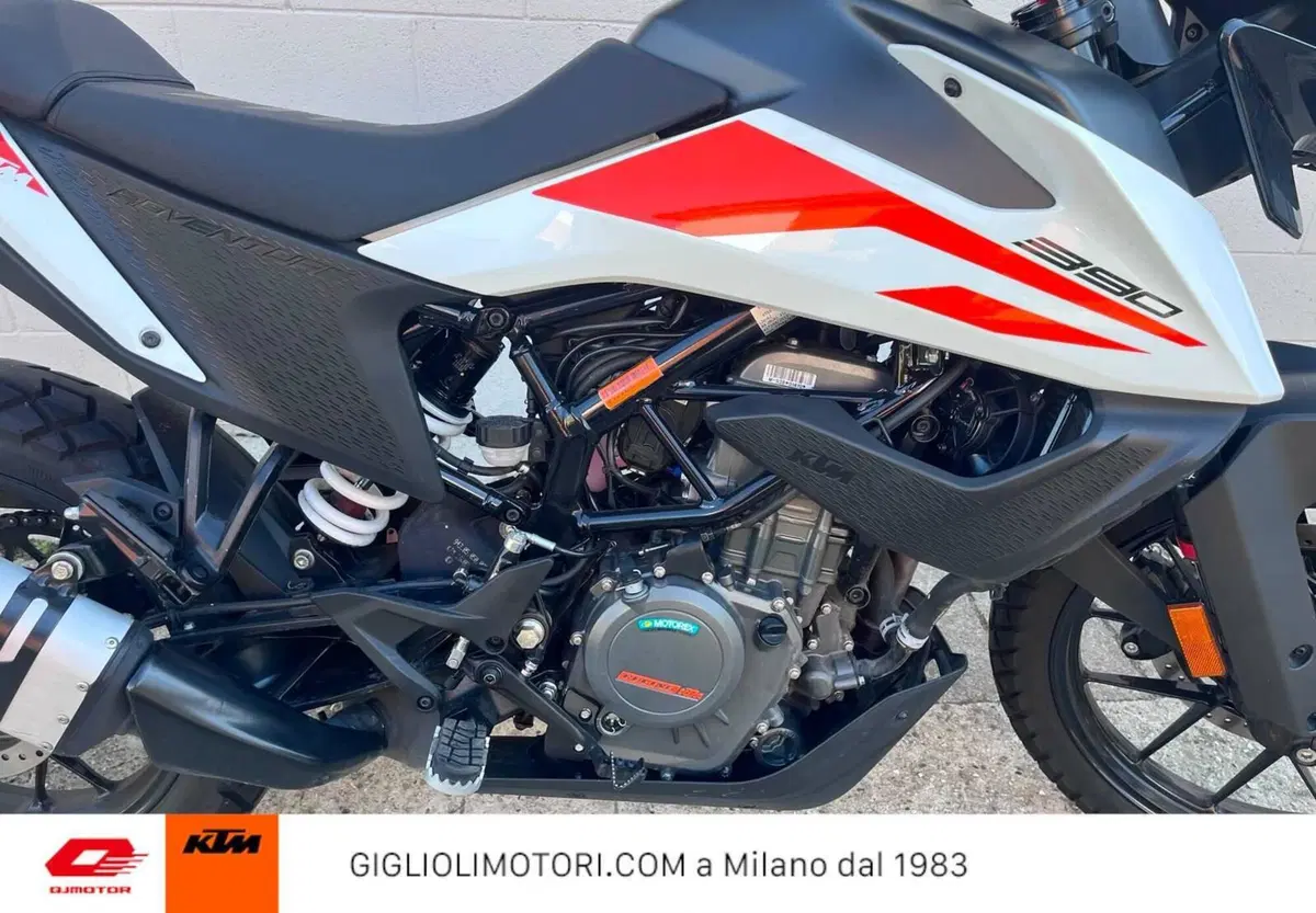 KTM 390 Adventure (2021) (4)