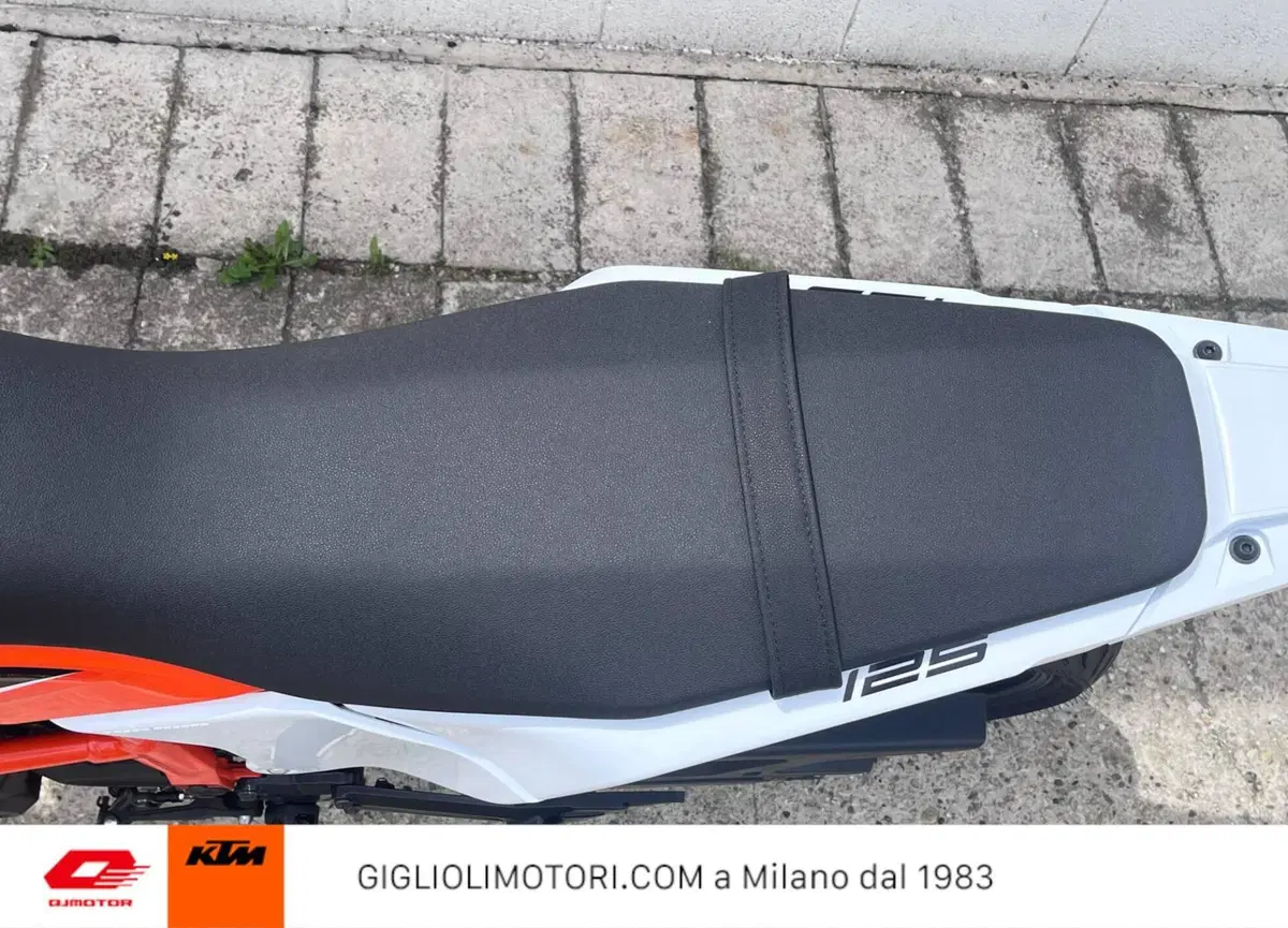 KTM 125 SMC R (2025 - 26) (7)
