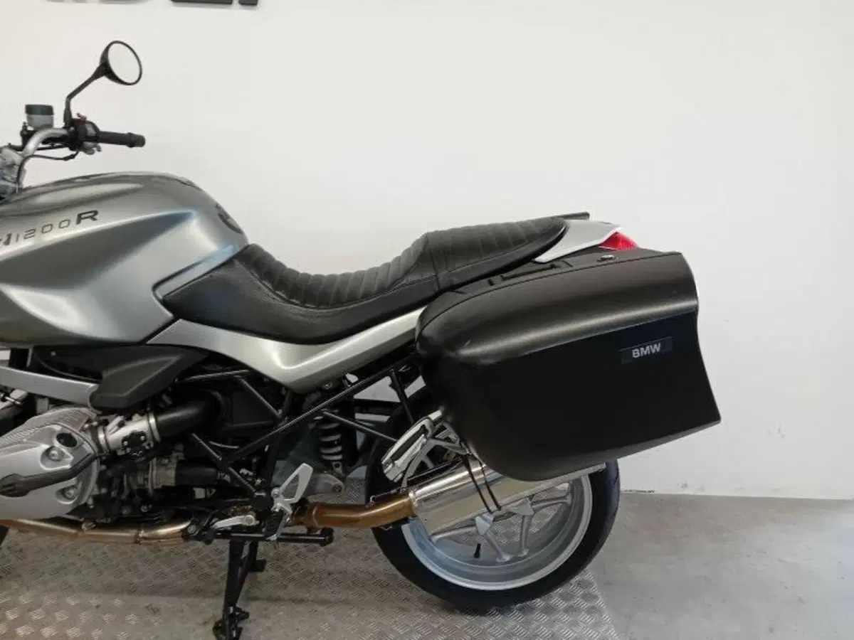 Bmw R 1200 R (2006 - 11) (5)