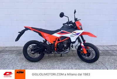 KTM 390 SMC R (2025 - 26) usata
