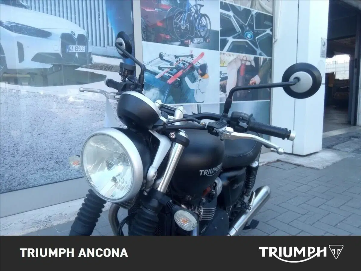 Triumph Street Twin 900 (2017 - 18) (2)