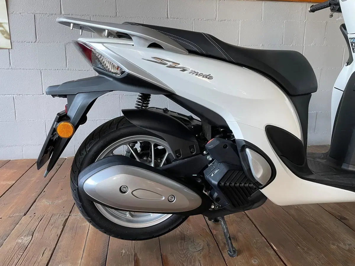 Honda SH 125 Mode (2024 - 26) (4)