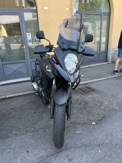 Suzuki V-Strom 650XT (2021 - 25) usata