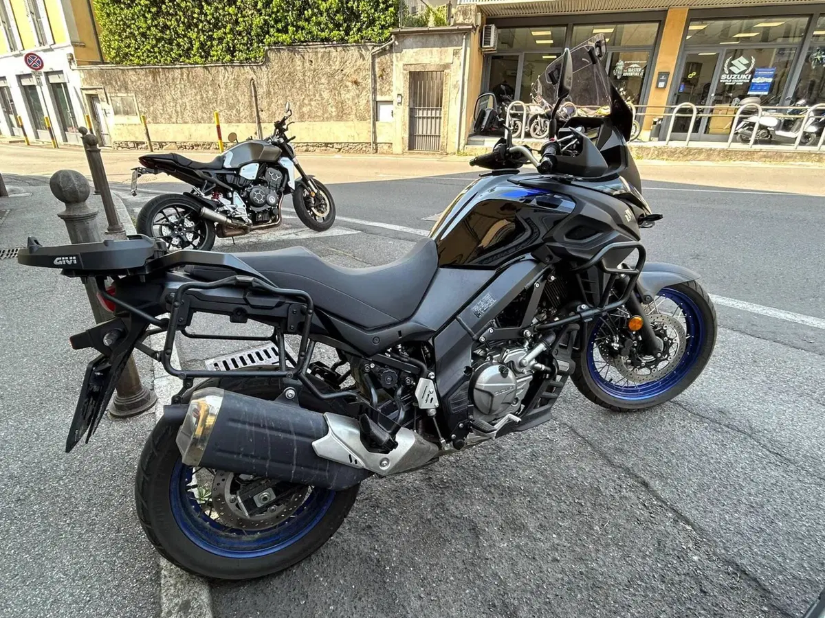 Suzuki V-Strom 650XT (2021 - 25) (3)