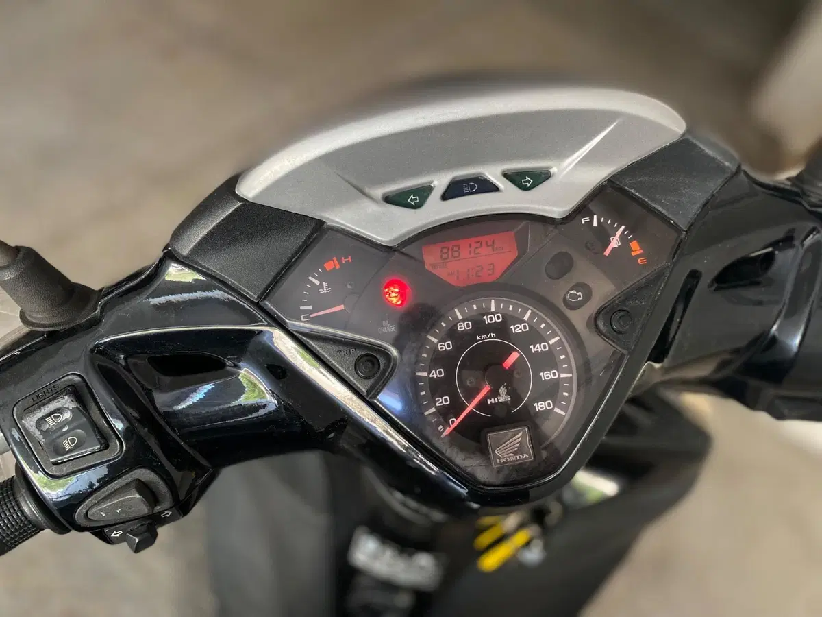 Honda SH 300 i (2011 - 14) (8)
