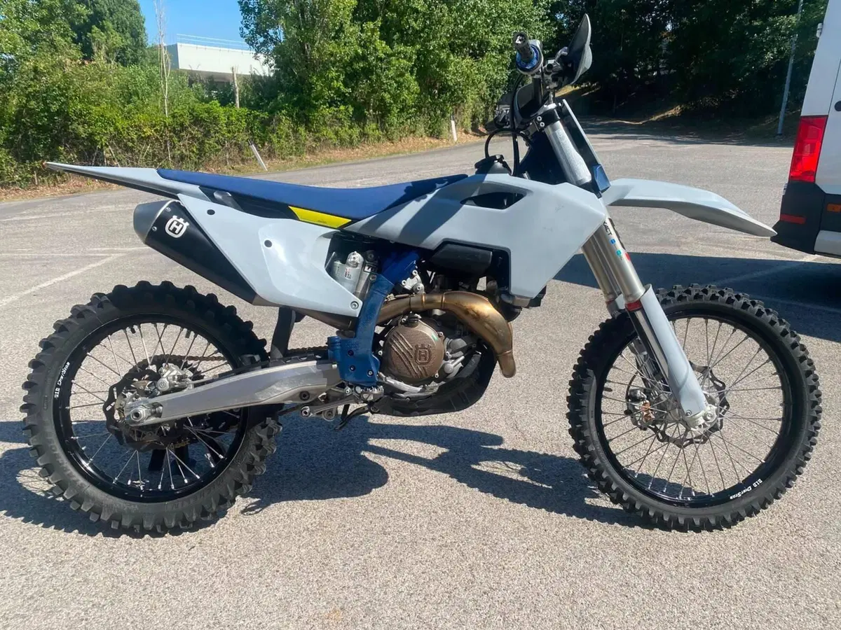 Husqvarna FC 450 (2023)