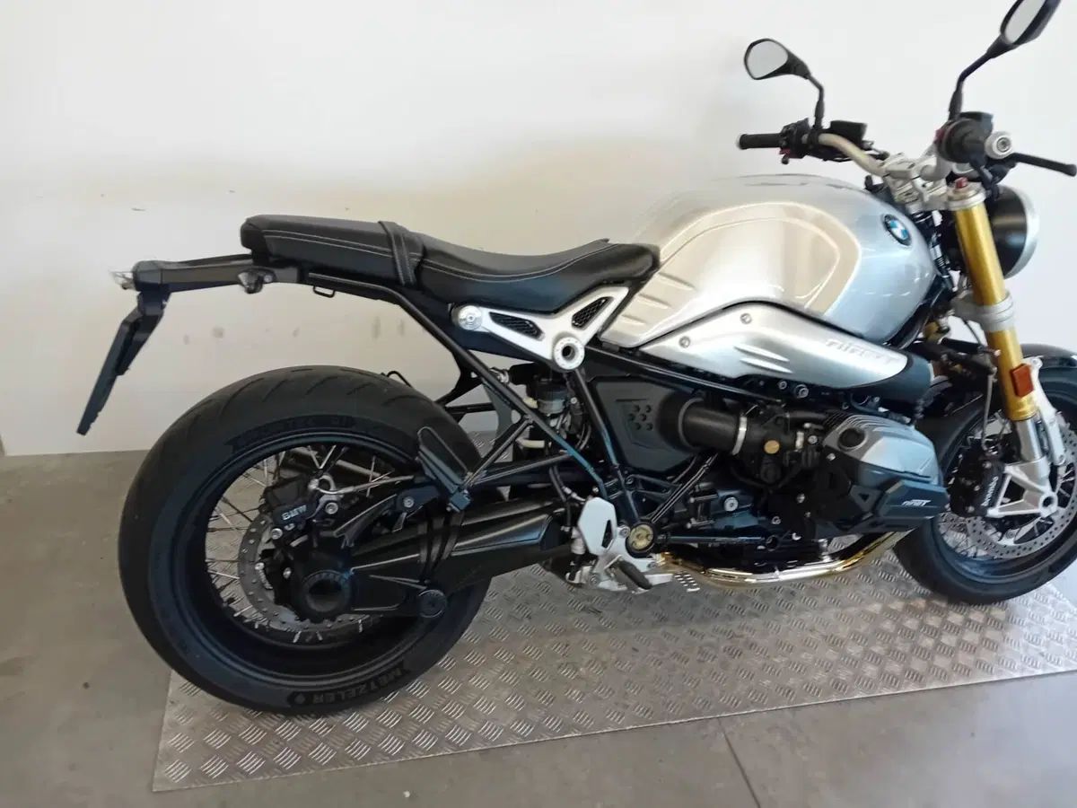 Bmw R nineT (2021 - 24) (6)