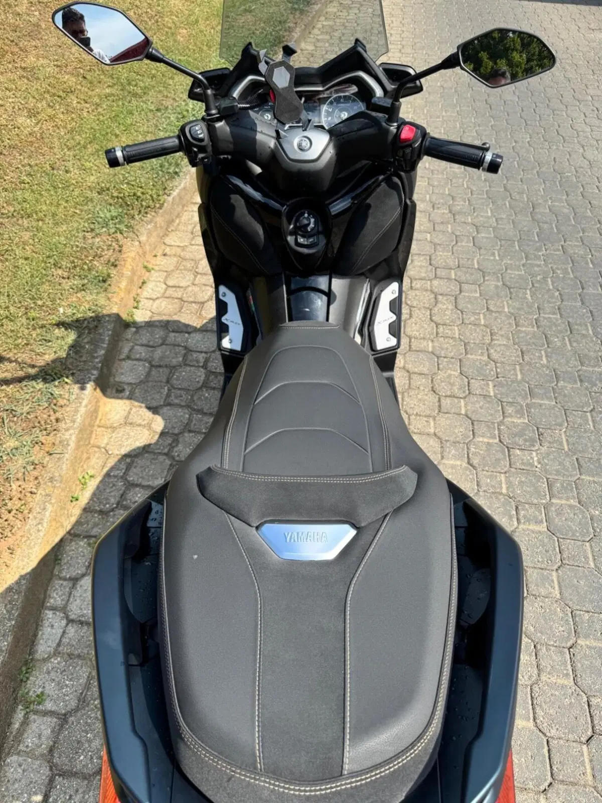 Yamaha X-Max 300 Tech Max (2021 - 24) (5)