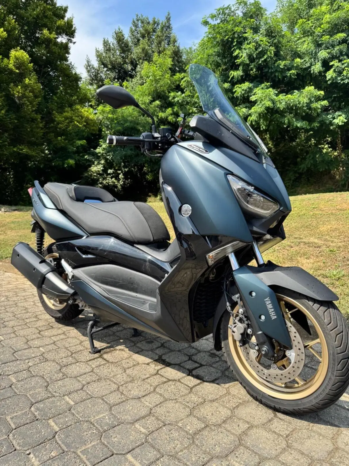 Yamaha X-Max 300 Tech Max (2021 - 24) (8)