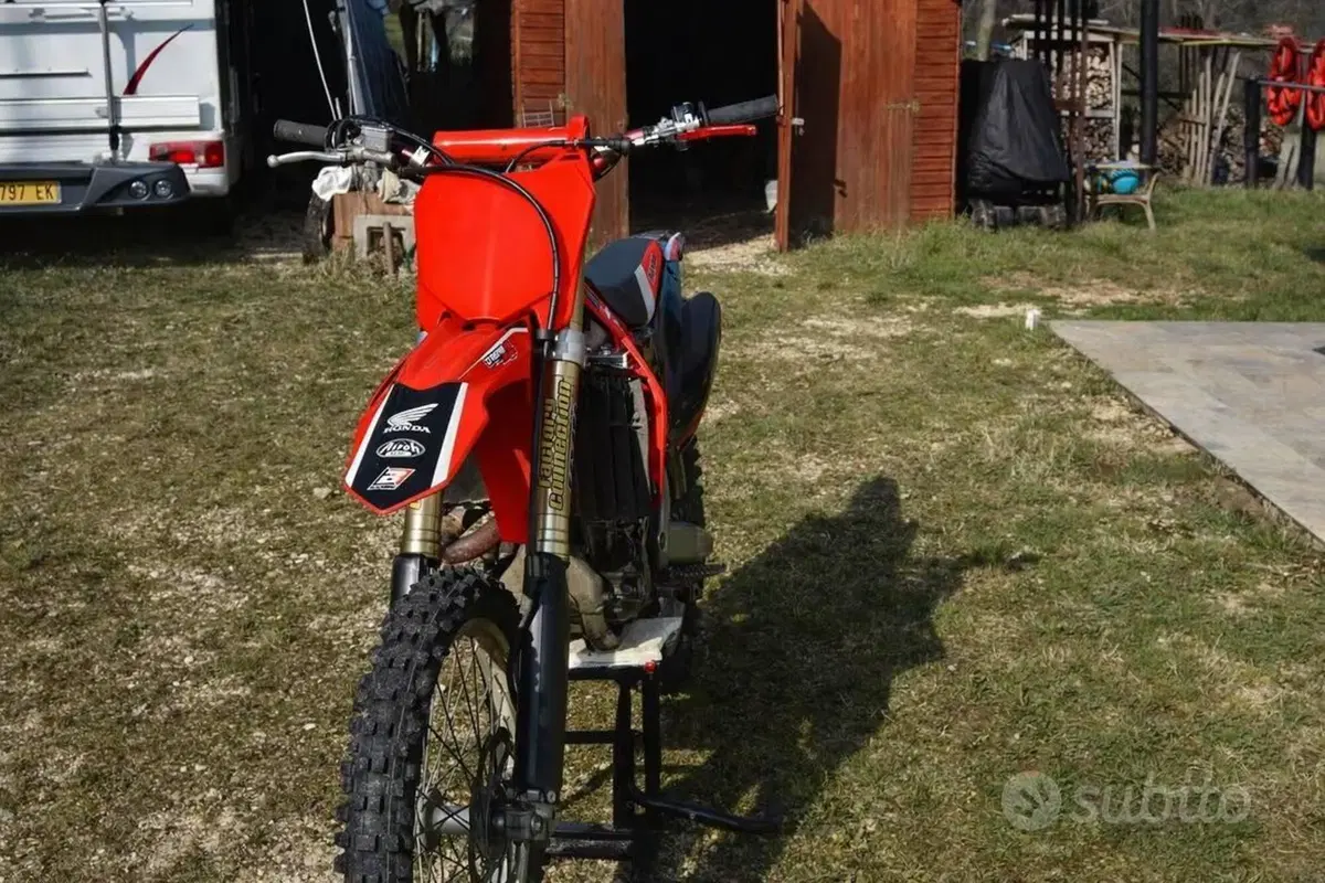 Honda CRF 450R (2014) (4)
