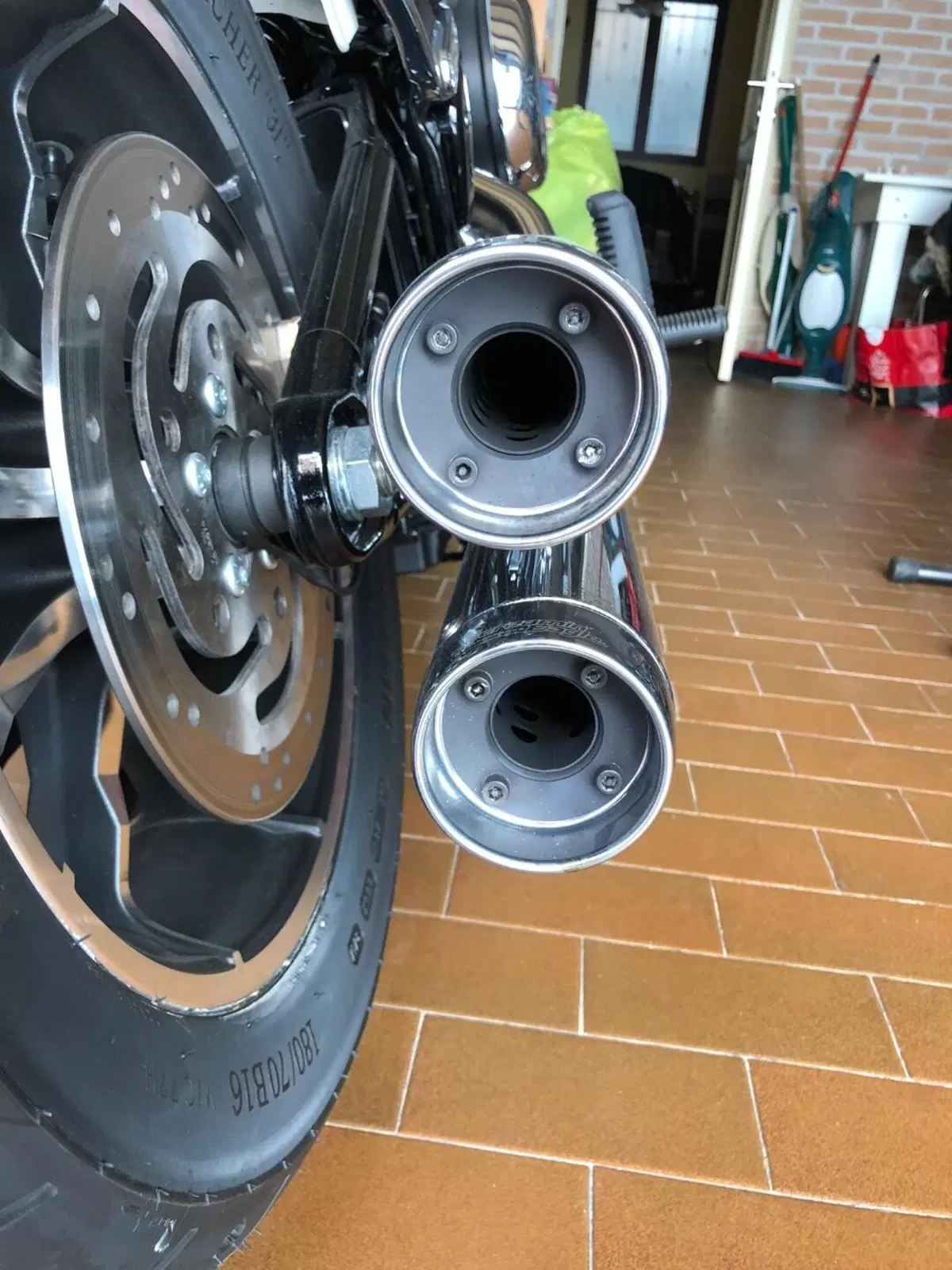 Harley-Davidson 107 Low Rider (2018 - 20) - FXLR (2)