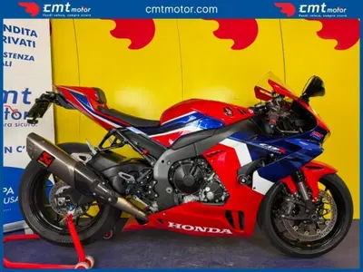 Honda CBR 1000 RR-R Fireblade (2020 - 21) usata