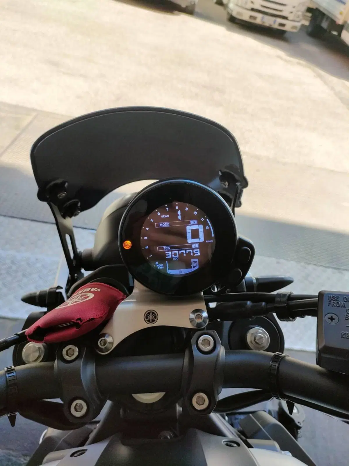 Yamaha XSR 900 ABS (2016 - 20) (3)