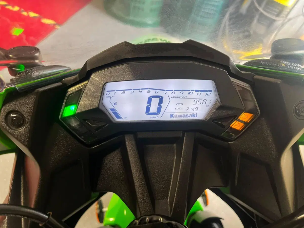 Kawasaki Ninja 125 (2025 - 26) (3)