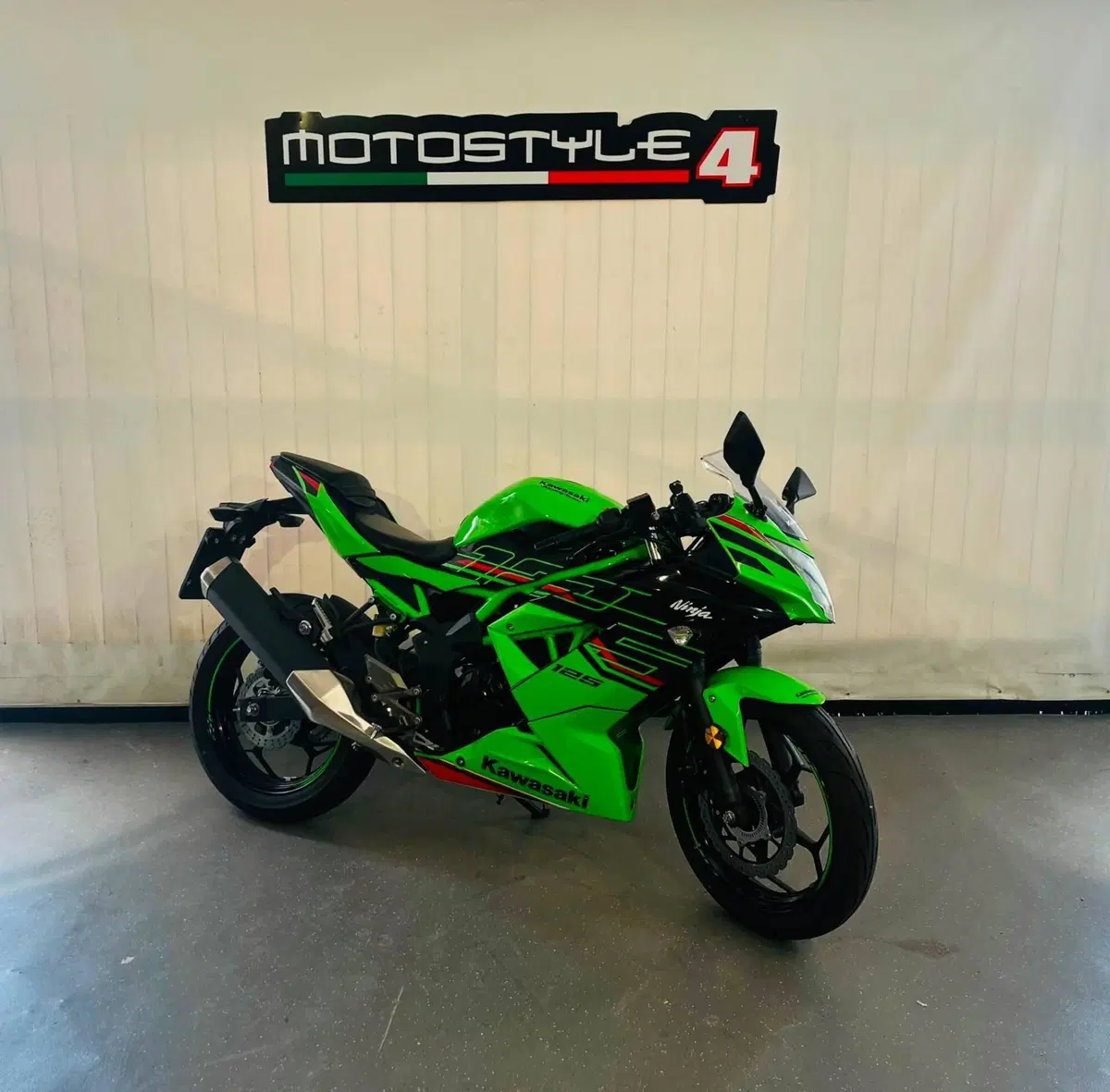 Kawasaki Ninja 125 (2025 - 26)