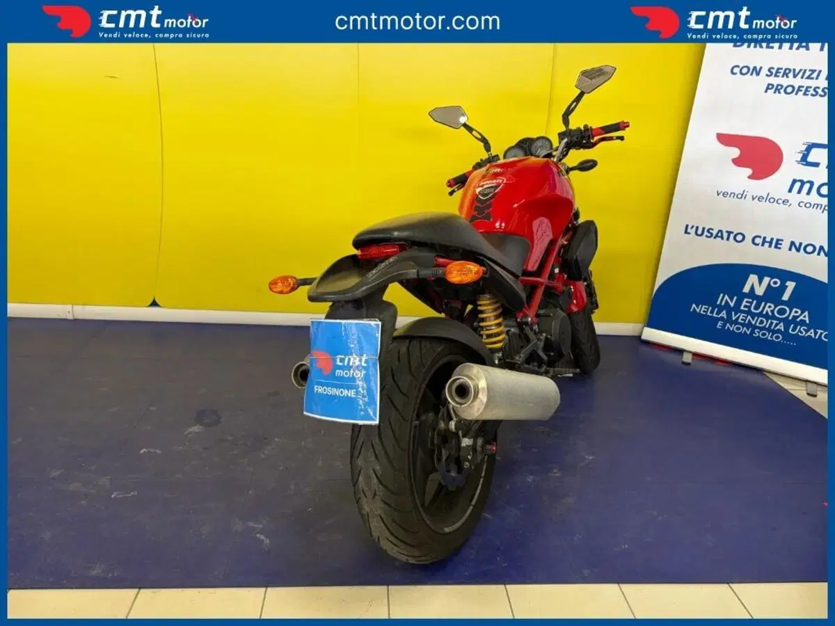 Ducati Monster 695 (2006 - 08) (4)