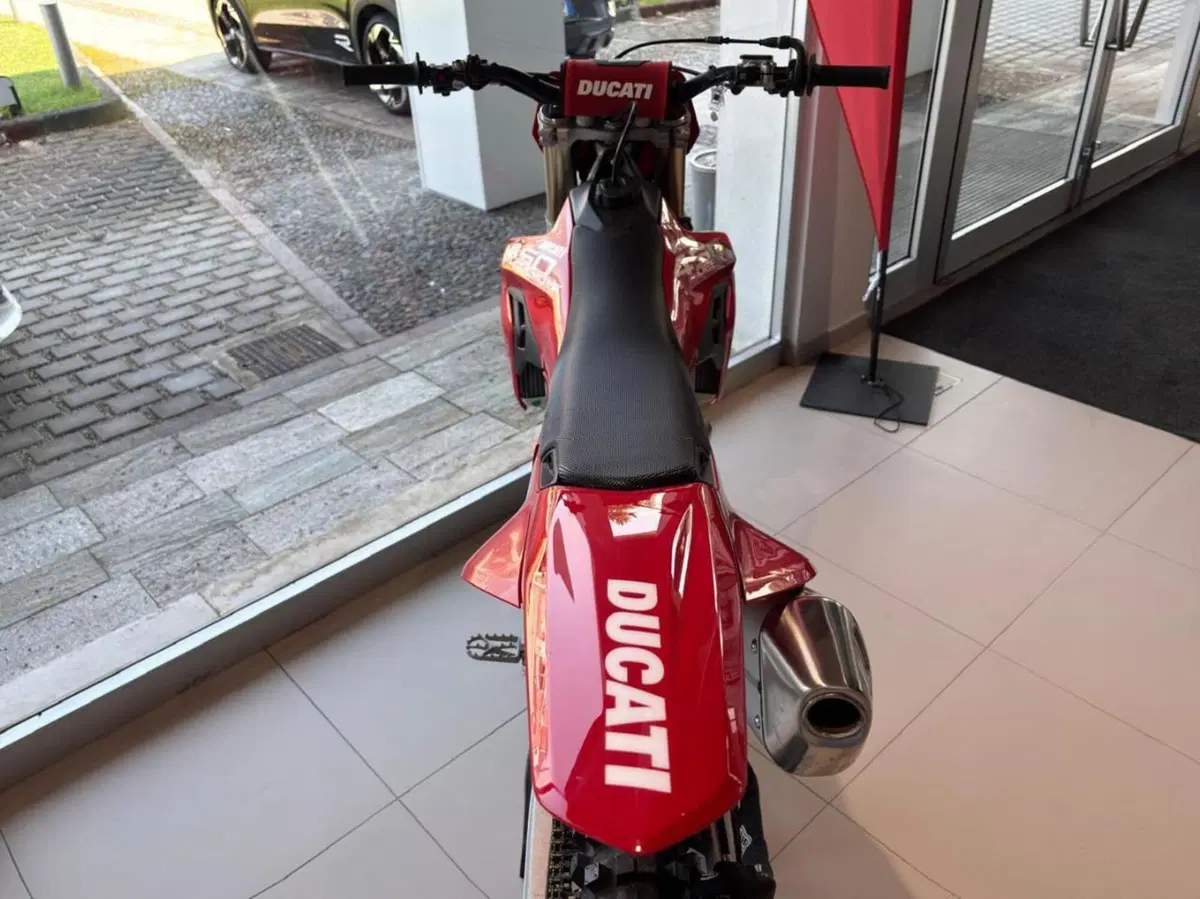 Ducati Desmo450 MX (2026) (2)