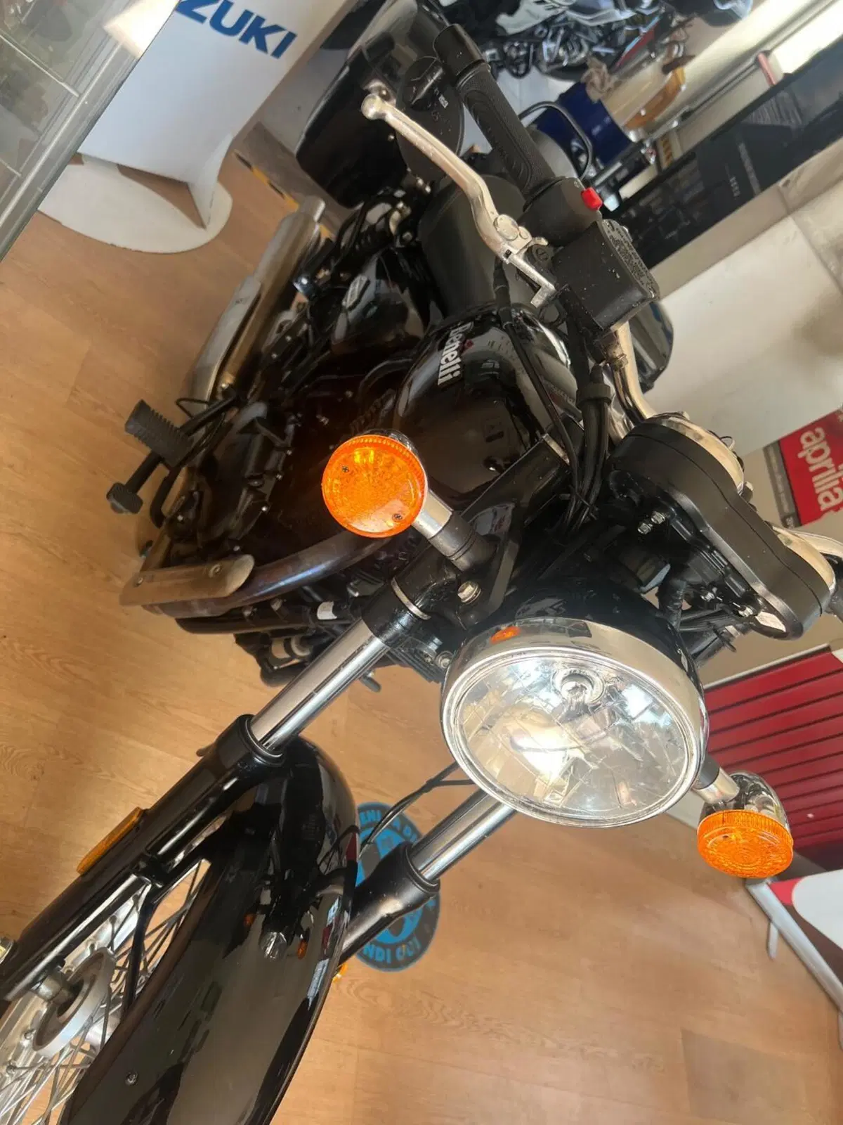 Benelli Imperiale 400 (2021 - 25) (3)