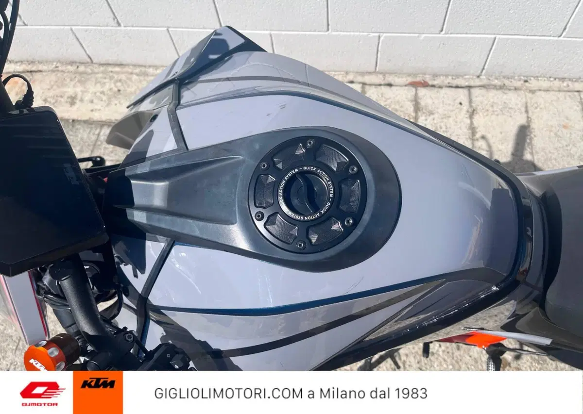 KTM 1290 Super Duke R EVO (2022 - 23) (6)