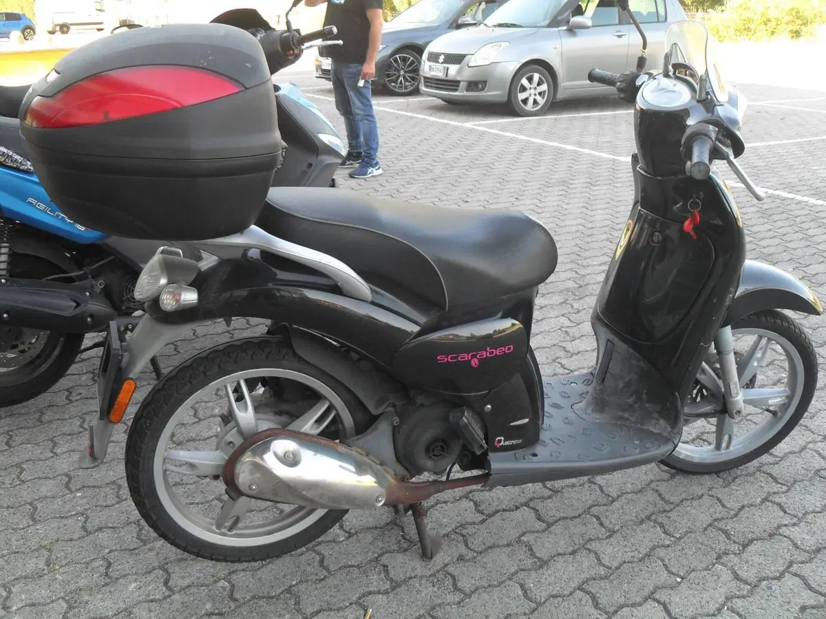 Aprilia Scarabeo 50 4t 4V (2009 - 17) (4)