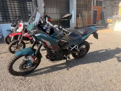 Kawasaki KLE 500 SE (2026) usata