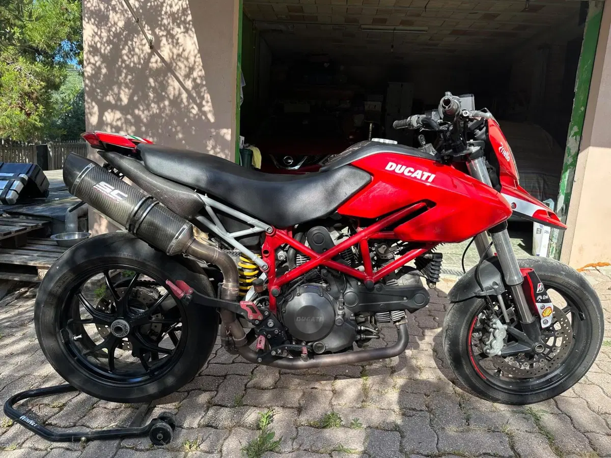 Ducati Hypermotard 796 (2012)