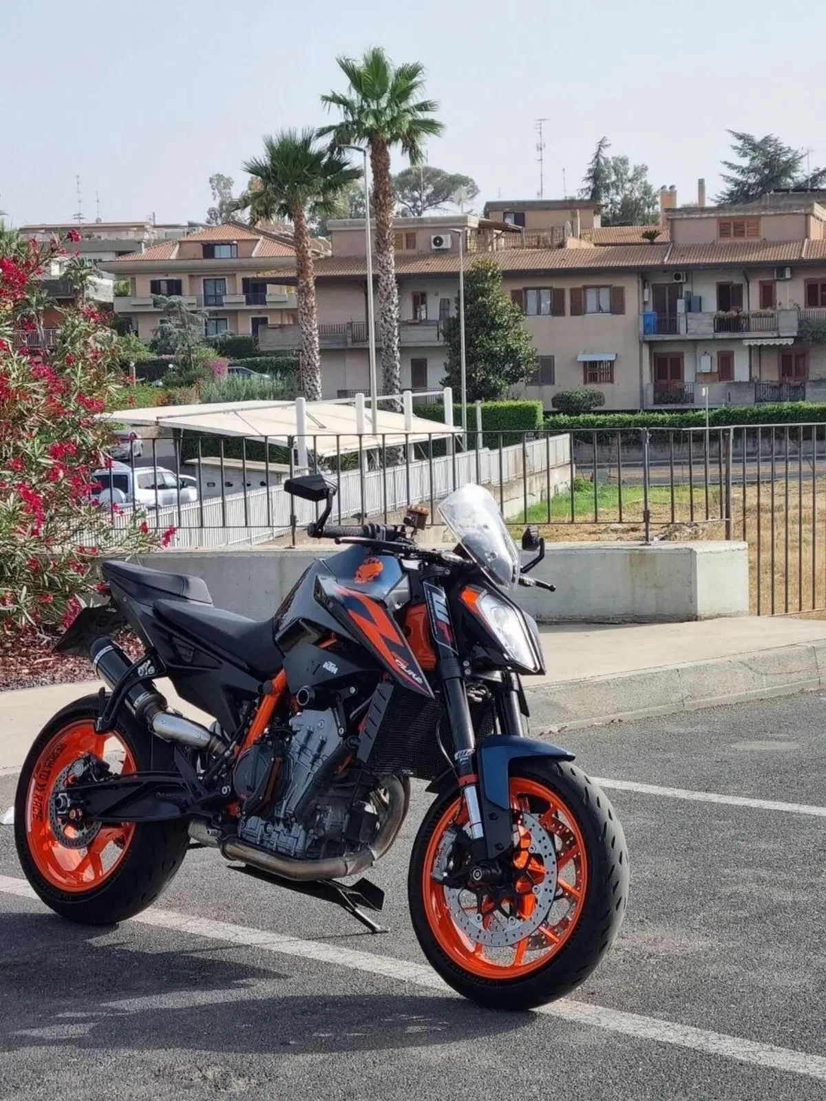 KTM 890 Duke R (2022 - 23) (5)