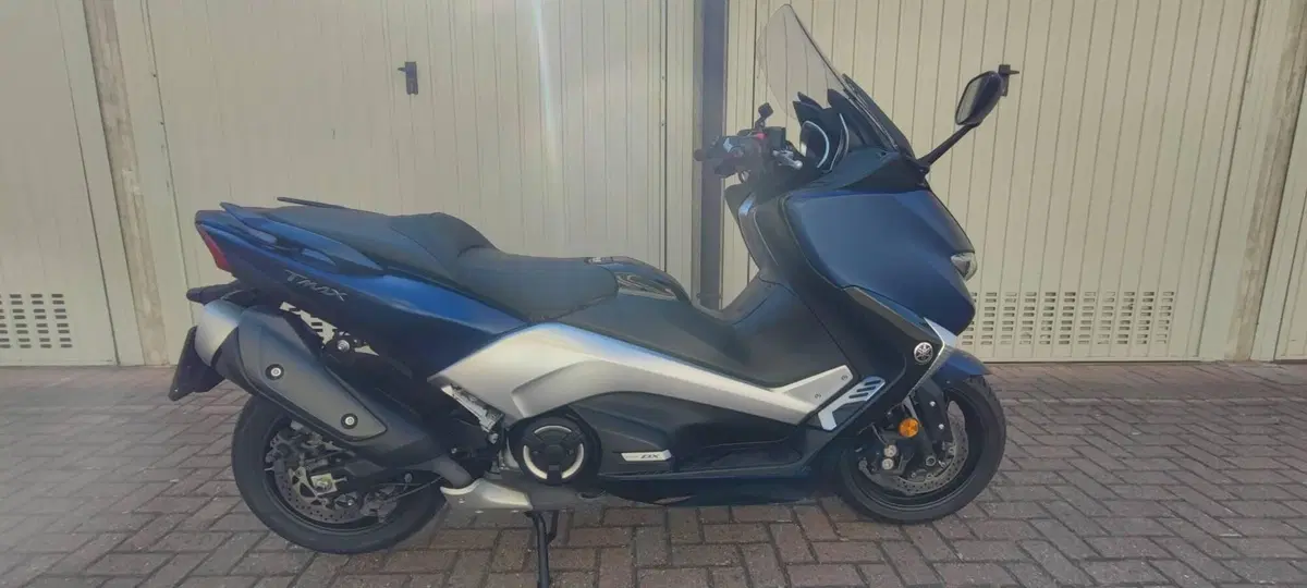 Yamaha T-Max 530 DX (2017 - 19) (2)