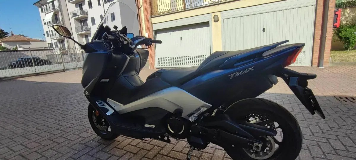 Yamaha T-Max 530 DX (2017 - 19) (6)