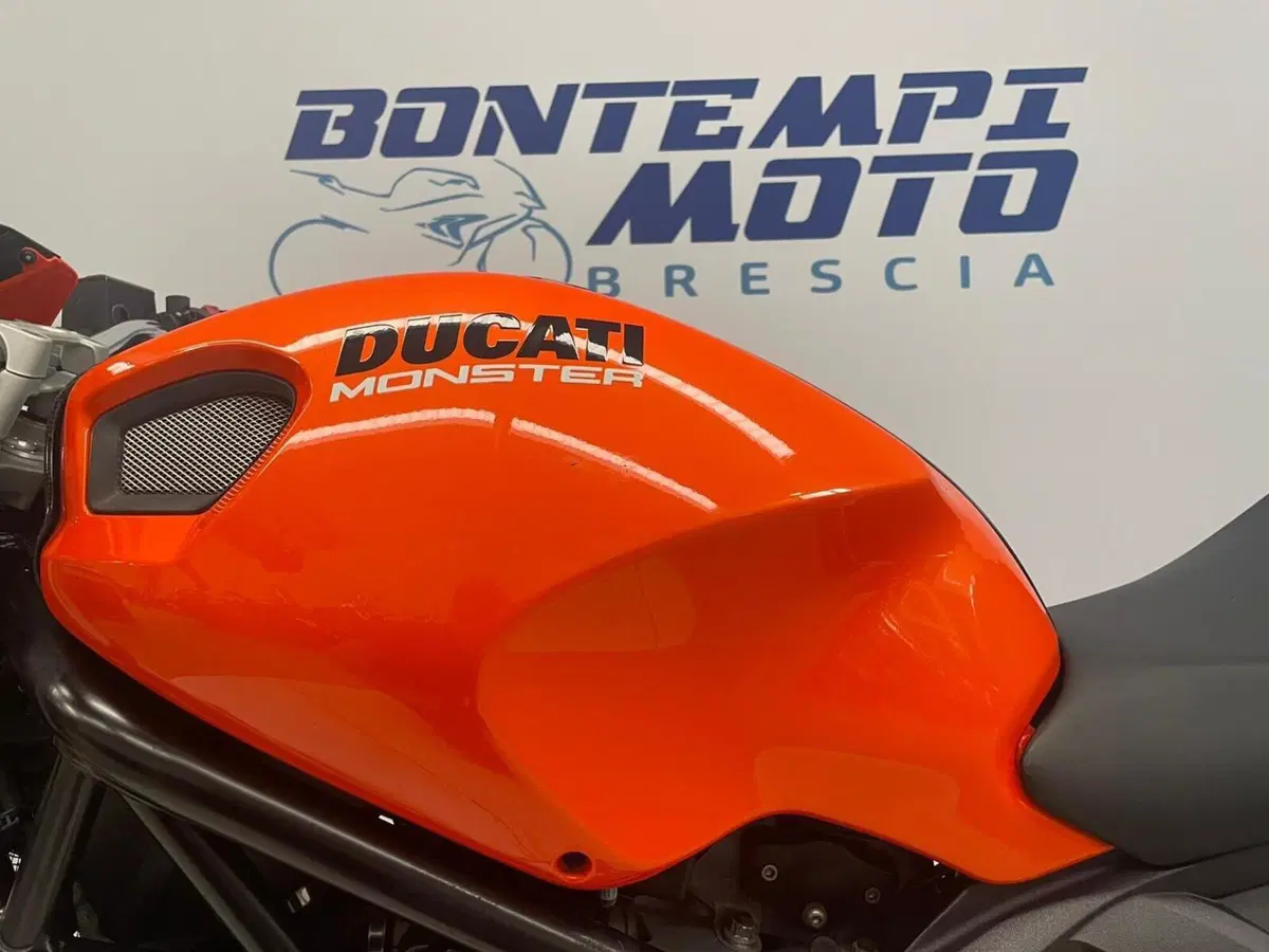 Ducati Monster 696 (2008 - 13) (21)