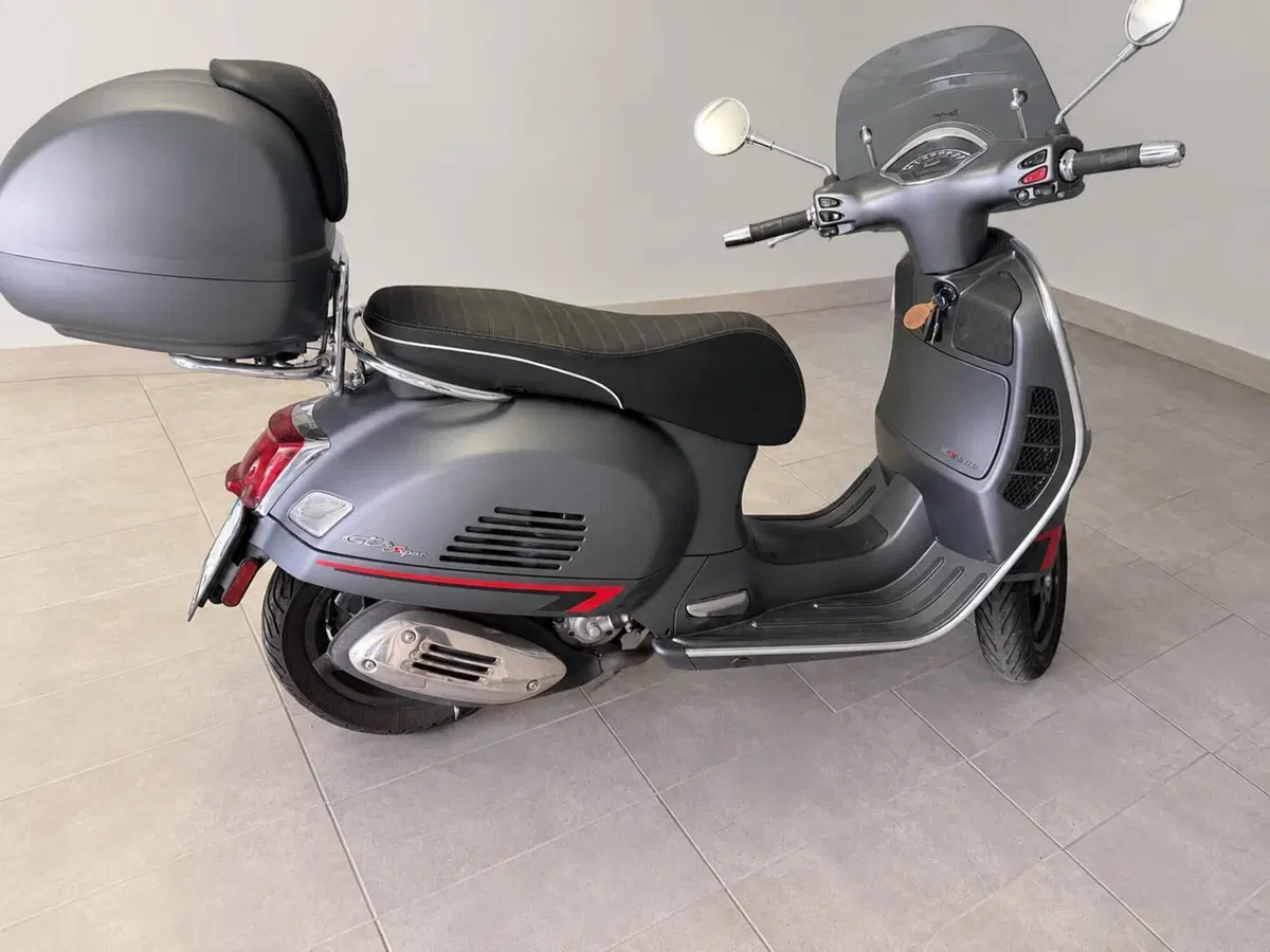 Vespa GTS 300 Super Sport Hpe (2019)
