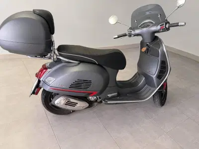 Vespa GTS 300 Super Sport Hpe (2019) usata
