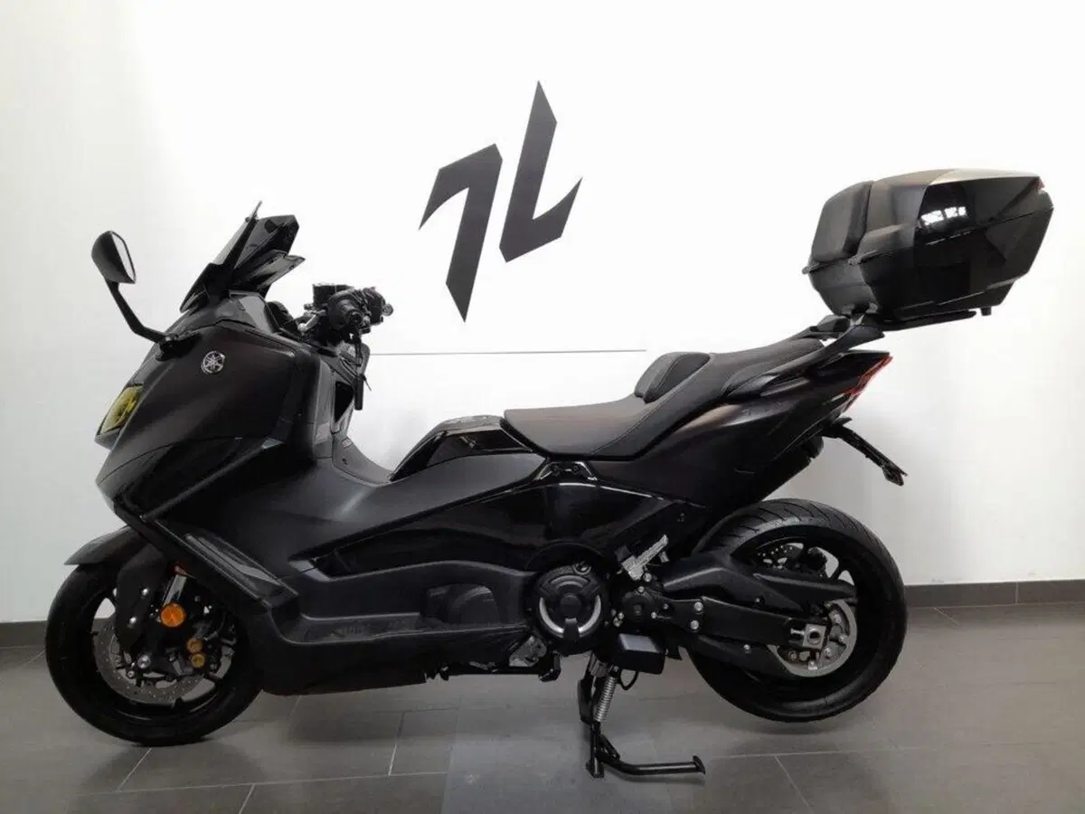 Yamaha T-Max 560 Tech Max (2022 - 24)