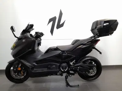 Yamaha T-Max 560 Tech Max (2022 - 24) usata