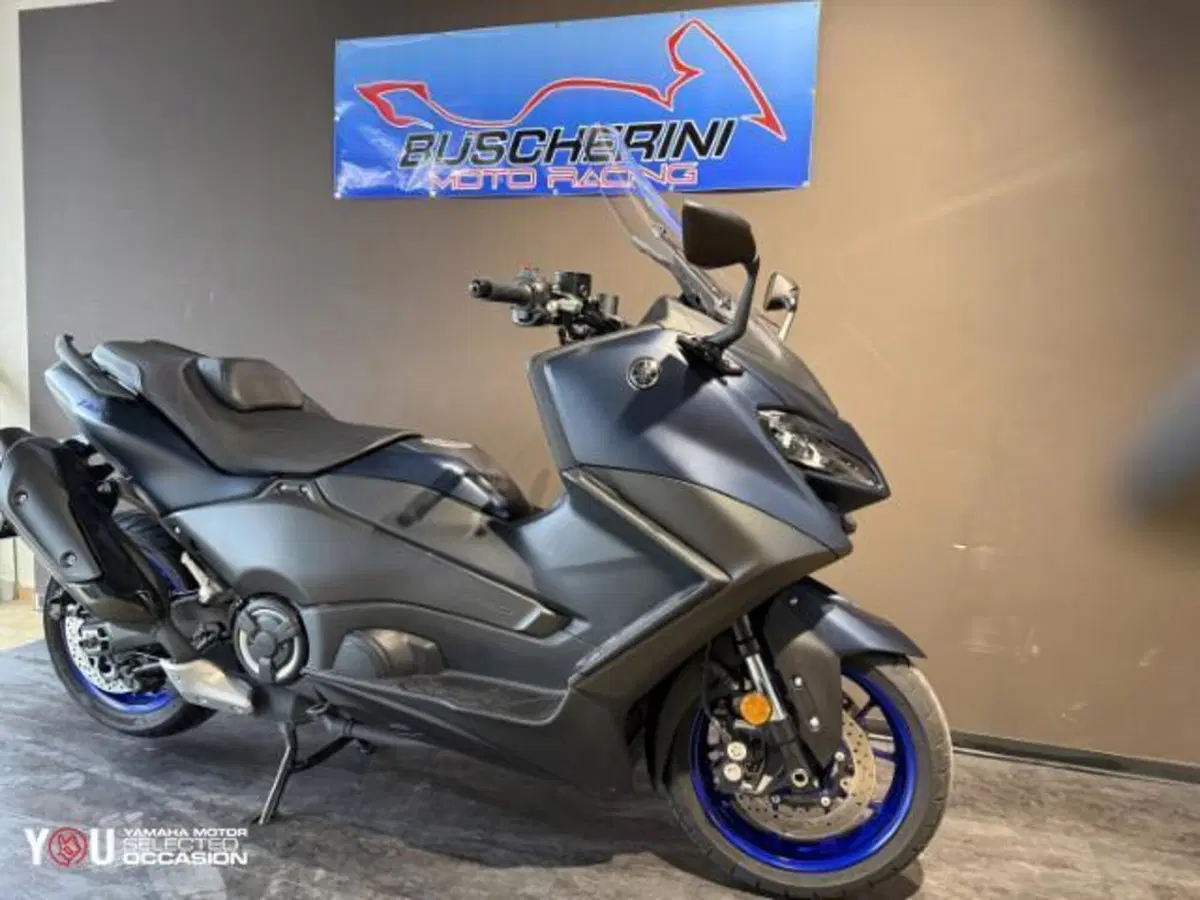Yamaha T-Max 560 (2022 - 24) (2)