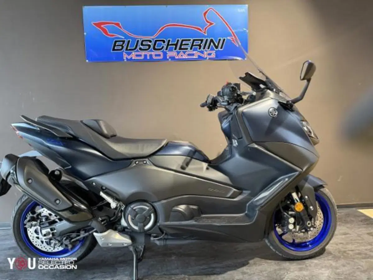 Yamaha T-Max 560 (2022 - 24) (9)