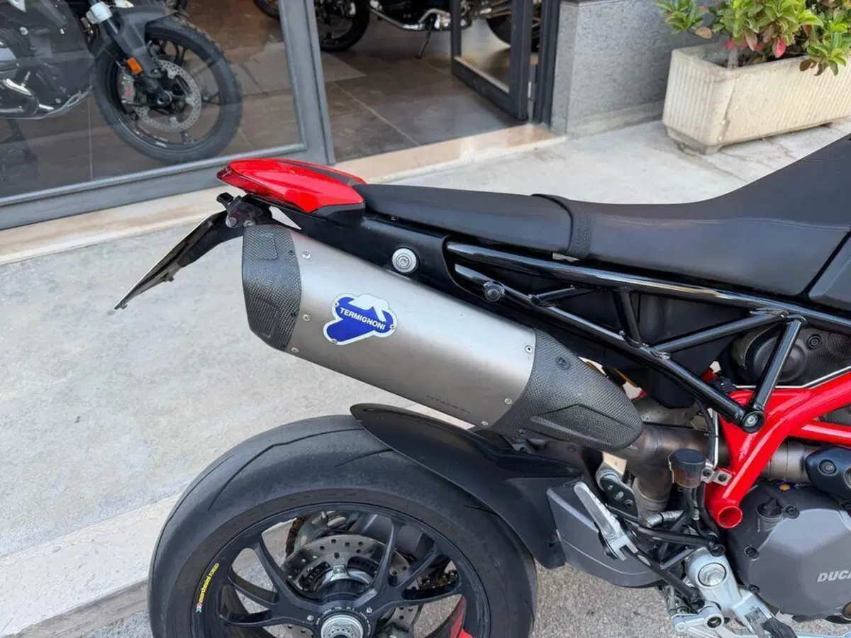 Ducati Hypermotard 950 SP (2022 - 25) (7)
