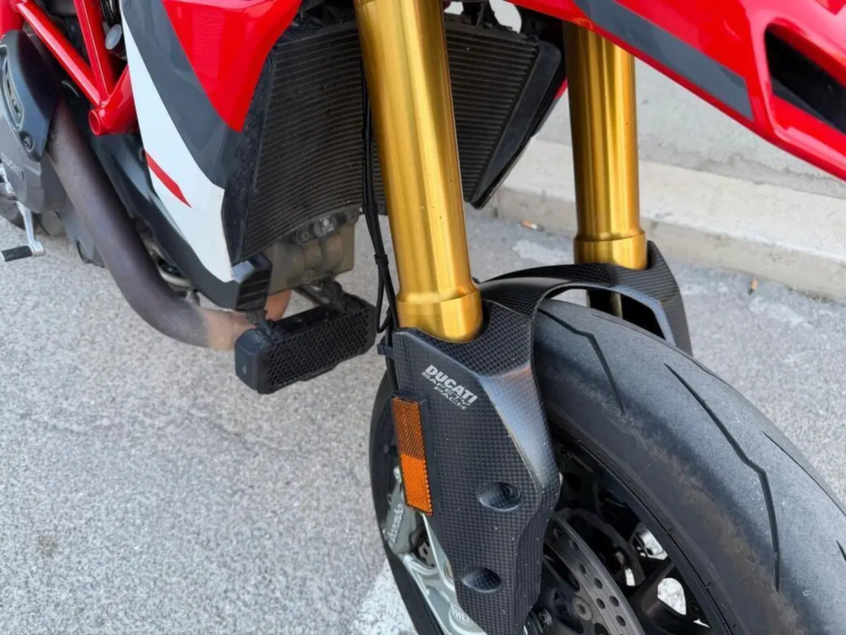 Ducati Hypermotard 950 SP (2022 - 25) (5)